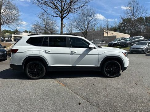 Used 2022 Volkswagen Atlas SE image 4