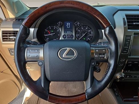 Used 2015 Lexus GX 460 Luxury AWD/4WD image 21