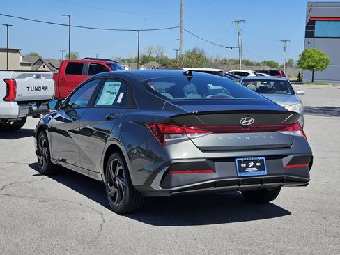 New 2026 Hyundai Elantra Sport FWD image 5