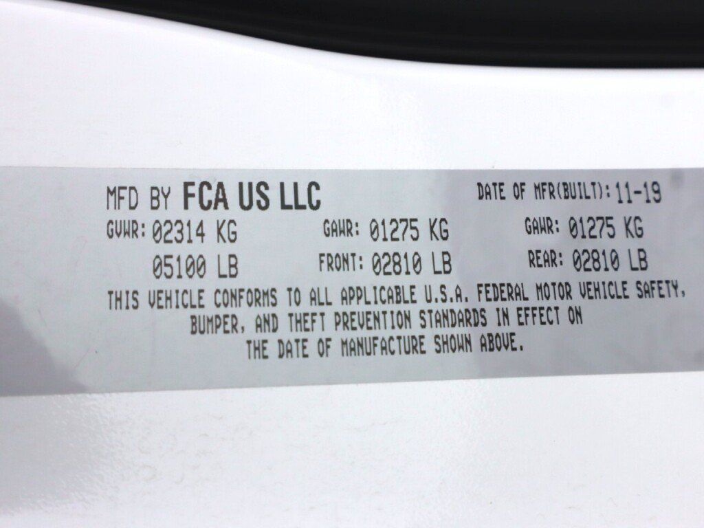 Used 2019 Dodge Charger SXT RWD image 38