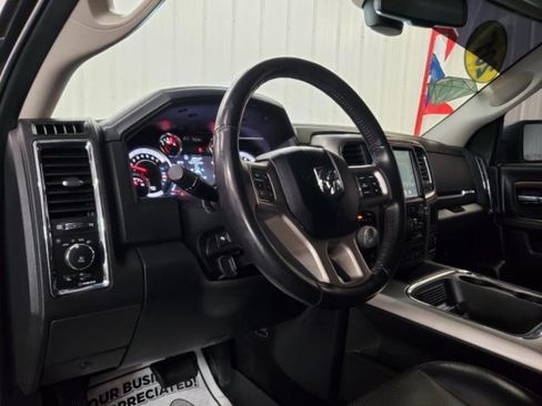 Used 2017 RAM 1500 Laramie AWD/4WD image 16