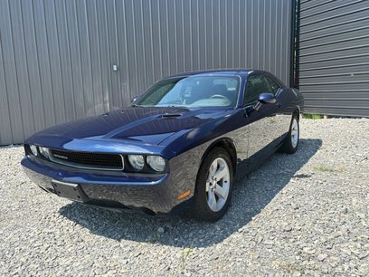 Used 2014 Dodge Challenger SXT