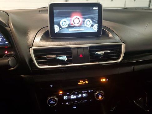 Used 2016 MAZDA MAZDA3 i Grand Touring FWD image 19