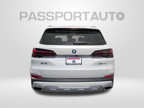 New 2026 BMW X5 xDrive40i image 5