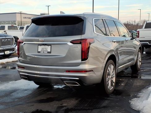 Used 2025 Cadillac XT6 Premium Luxury image 29