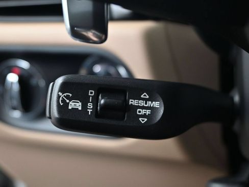New 2026 Porsche Macan AWD/4WD image 21