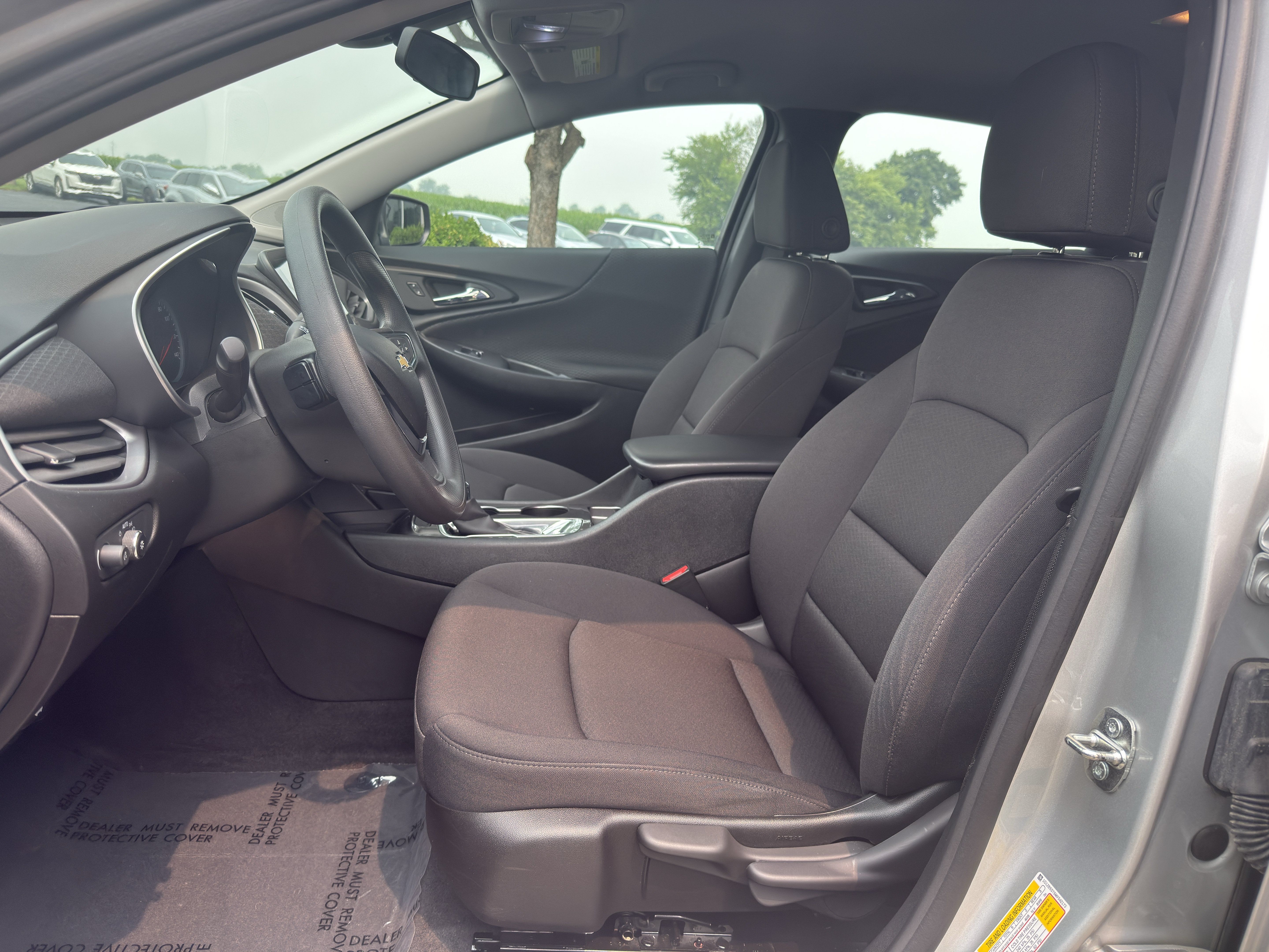 Used 2021 Chevrolet Malibu LS FWD image 15
