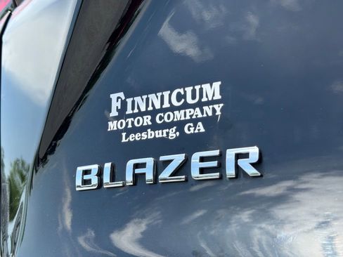 Used 2023 Chevrolet Blazer LT FWD image 17