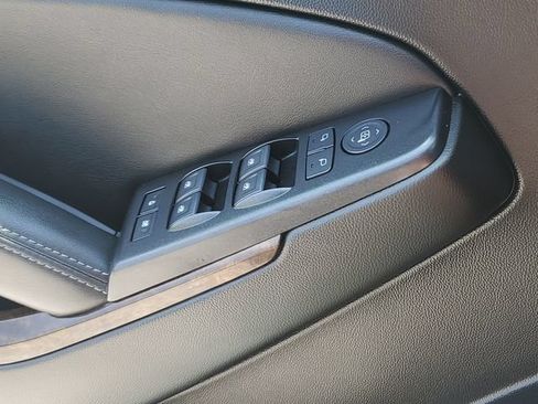 Used 2020 Chevrolet Tahoe LT AWD/4WD image 21