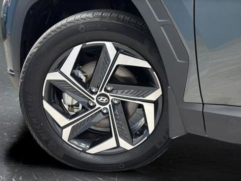 Used 2024 Hyundai Tucson Limited image 38