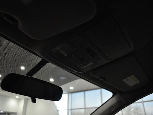 Used 2018 Honda CR-V LX image 32