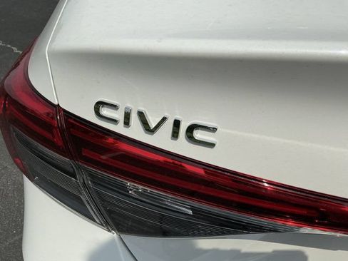 Used 2024 Honda Civic Sport image 7