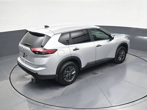 Certified 2025 Nissan Rogue S FWD image 29