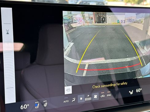 New 2026 Lexus ES 350e FWD image 18