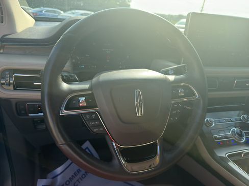 Used 2023 Lincoln Nautilus Reserve w/ Cargo Utility Package FWD image 17