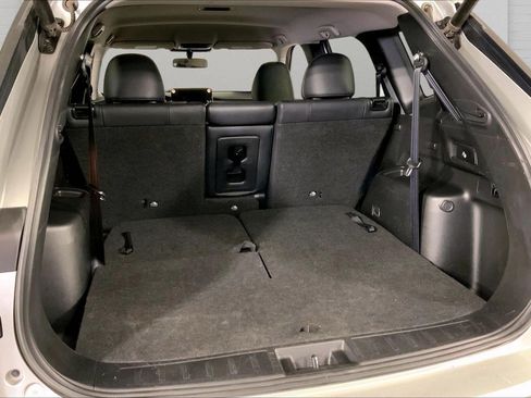 Used 2024 Mitsubishi Outlander SE AWD/4WD image 4
