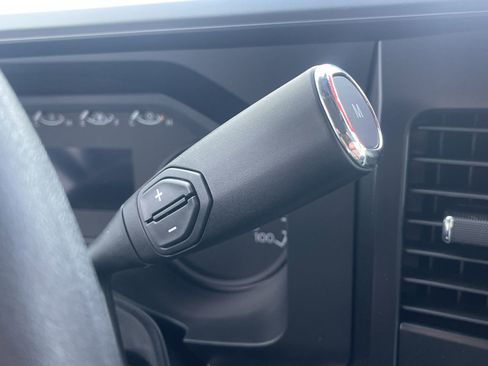 New 2024 Ford F450 XL w/ XL Chrome Package image 19