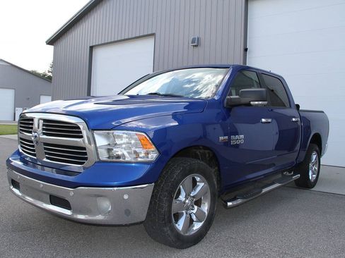 Used 2017 RAM 1500 Big Horn AWD/4WD image 5