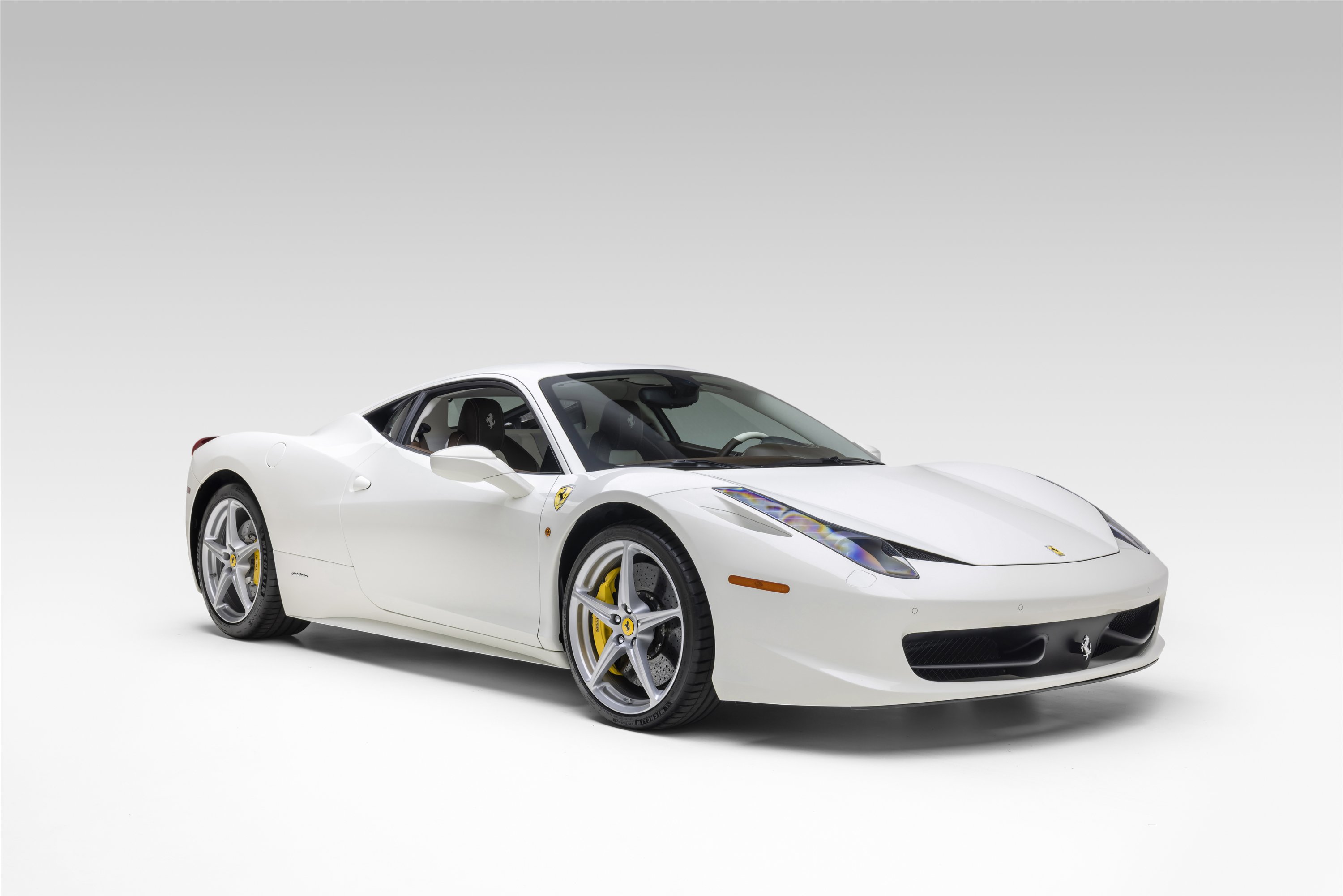 Certified 2014 Ferrari 458 Italia Coupe RWD image 13