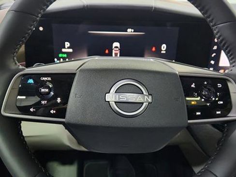 Certified 2025 Nissan Murano Platinum w/ Cargo Package image 45