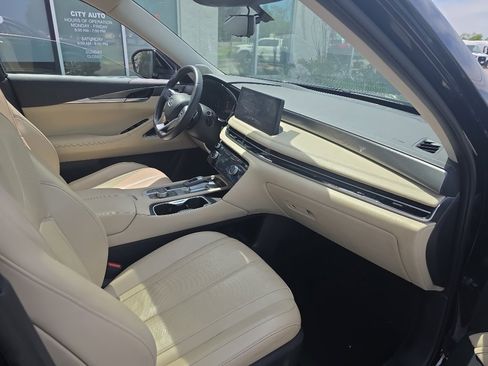 Used 2023 INFINITI QX60 Luxe w/ Vision Package image 10