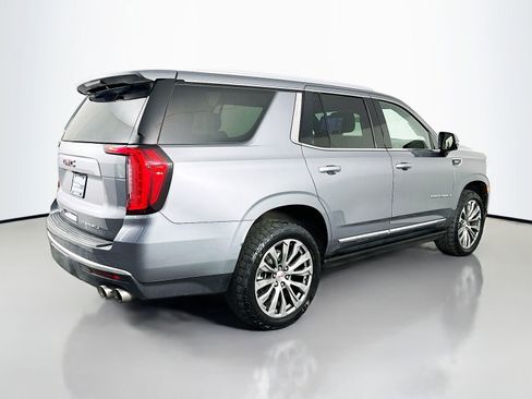 Used 2021 GMC Yukon Denali w/ Denali Premium Package AWD/4WD image 7