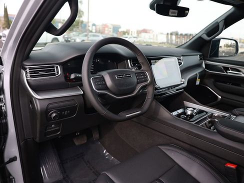 New 2026 Jeep Grand Wagoneer L Limited image 11