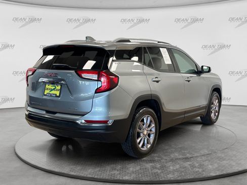 Used 2023 GMC Terrain SLT AWD/4WD image 8