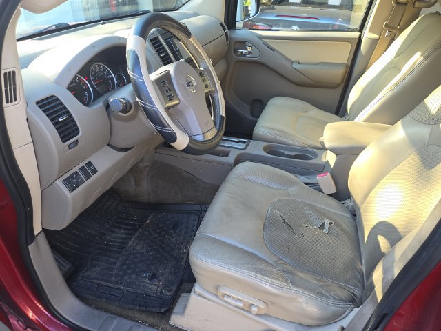 Used 2011 Nissan Frontier SL AWD/4WD image 15
