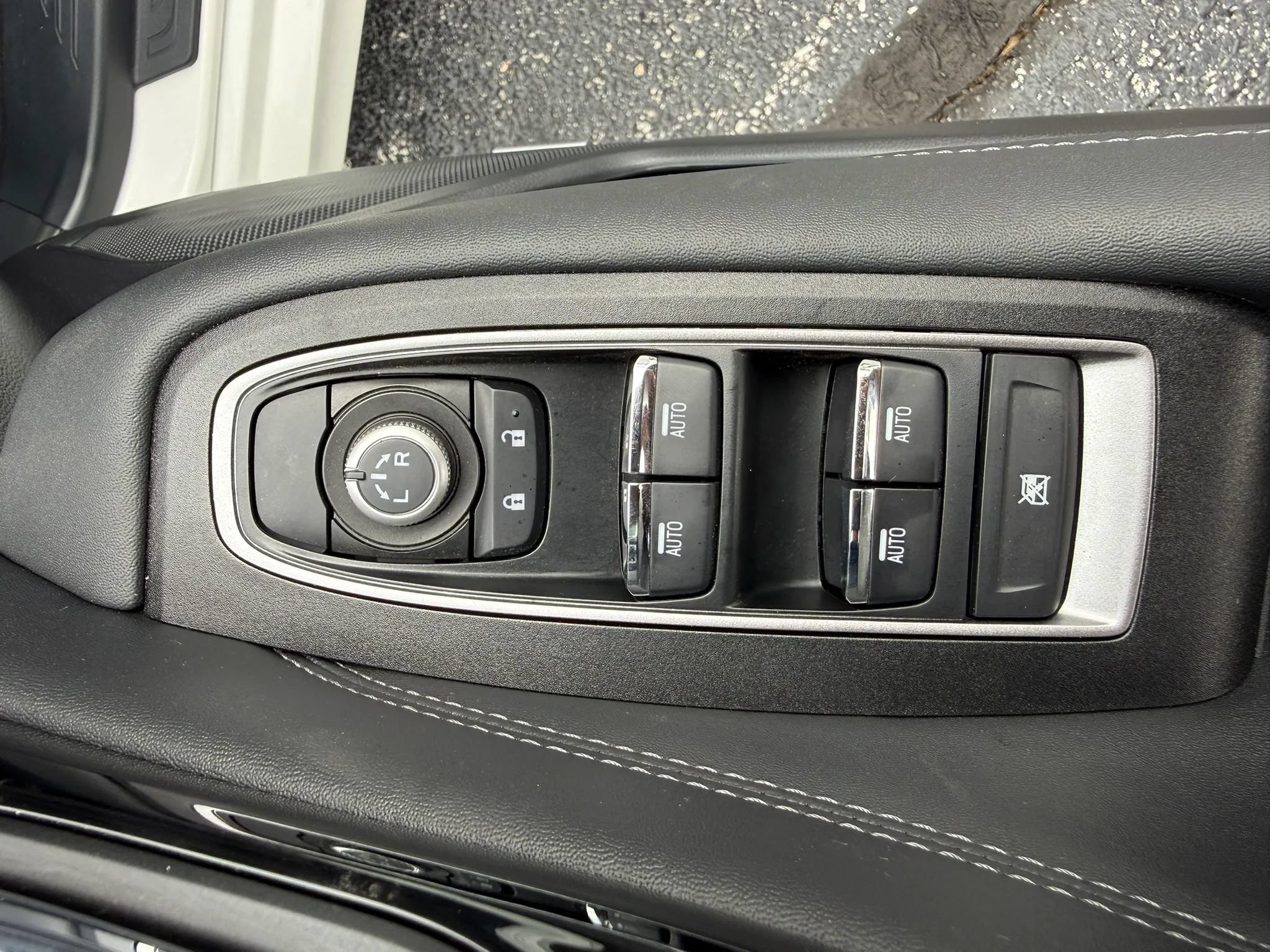 Used 2025 Subaru Legacy Limited AWD/4WD image 13