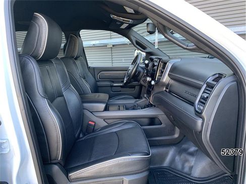 Used 2022 RAM 5500 4x4 Crew Cab image 23