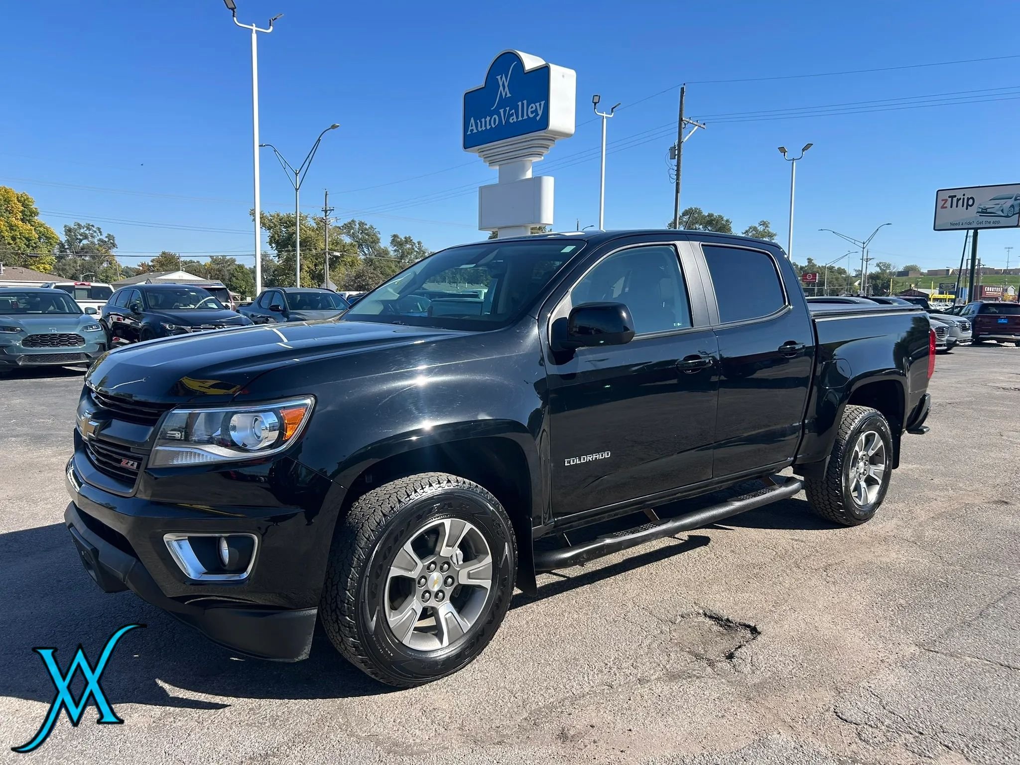 Used 2018 Chevrolet Colorado Z71 AWD/4WD image 3