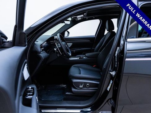 Used 2024 Maserati Grecale GT image 21