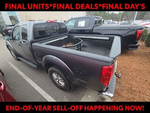 Used 2019 Nissan Frontier SV w/ Value Truck Package image 4