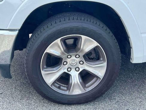 Used 2021 RAM 1500 Laramie AWD/4WD image 9