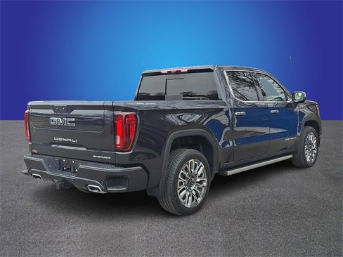 Used 2025 GMC Sierra 1500 Denali Ultimate image 4