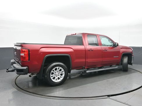 Used 2019 GMC Sierra 1500 SLE w/ SLE Value Package image 3