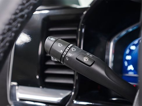 Used 2025 Chevrolet Silverado 1500 High Country w/ Midnight Edition image 20