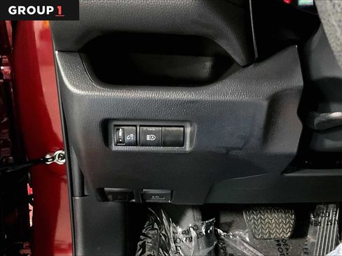Used 2023 Toyota RAV4 LE AWD/4WD image 35