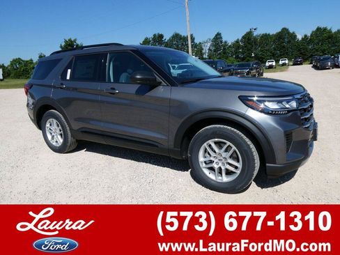 New 2026 Ford Explorer Active AWD/4WD image 1