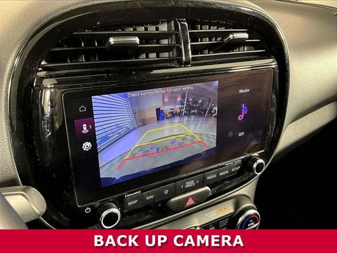 Used 2023 Kia Soul GT-Line w/ GT-Line Technology Package FWD image 13