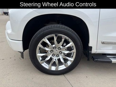 Certified 2023 Chevrolet Silverado 1500 High Country w/ High Country Premium Package image 11