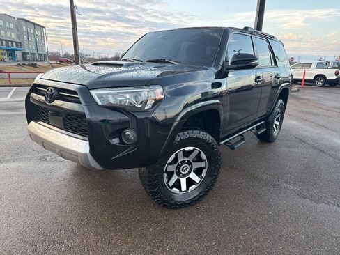 Used 2023 Toyota 4Runner TRD Off-Road Premium w/ Off Road Premium Plus Package image 25