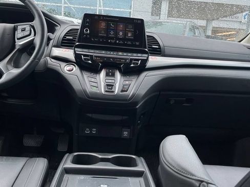 Used 2025 Honda Odyssey EX-L image 19