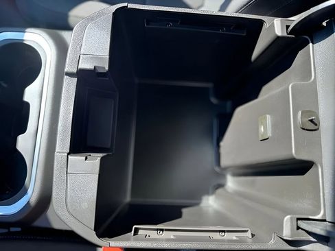 Used 2022 Chevrolet Silverado 1500 RST w/ Z71 Off-Road Package image 21