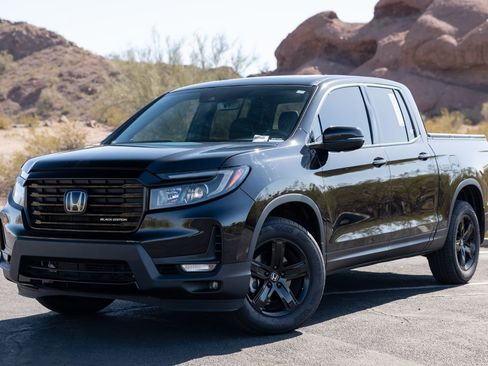 Used 2023 Honda Ridgeline Black Edition image 3