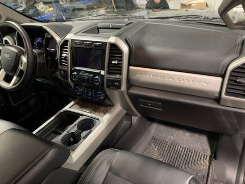 Used 2019 Ford F250 Lariat w/ Lariat Ultimate Package image 25