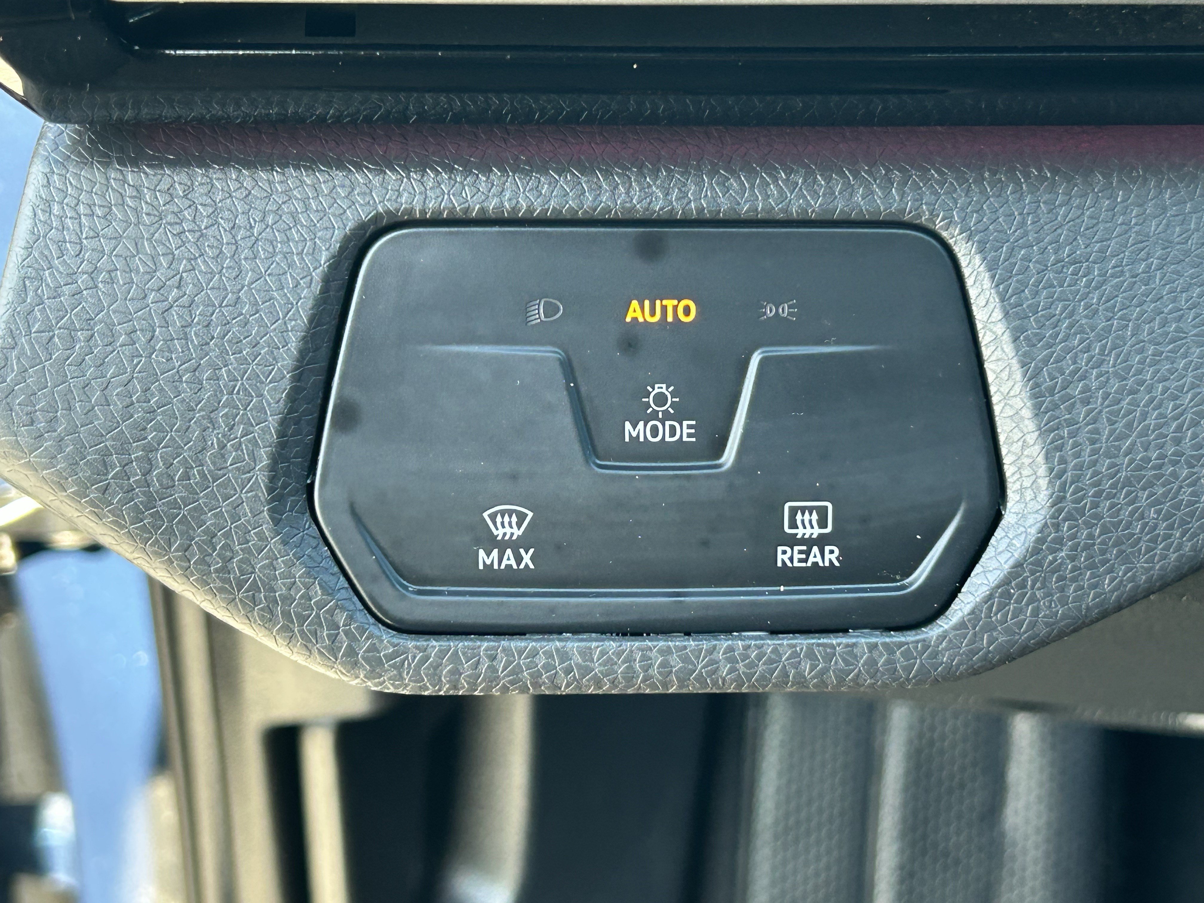 Used 2023 Volkswagen ID.4 Pro RWD image 20