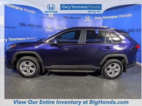 Used 2021 Toyota RAV4 XLE image 7