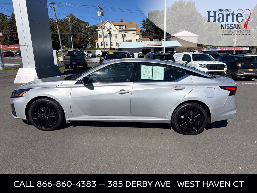 Certified 2024 Nissan Altima 2.5 SR AWD/4WD image 8